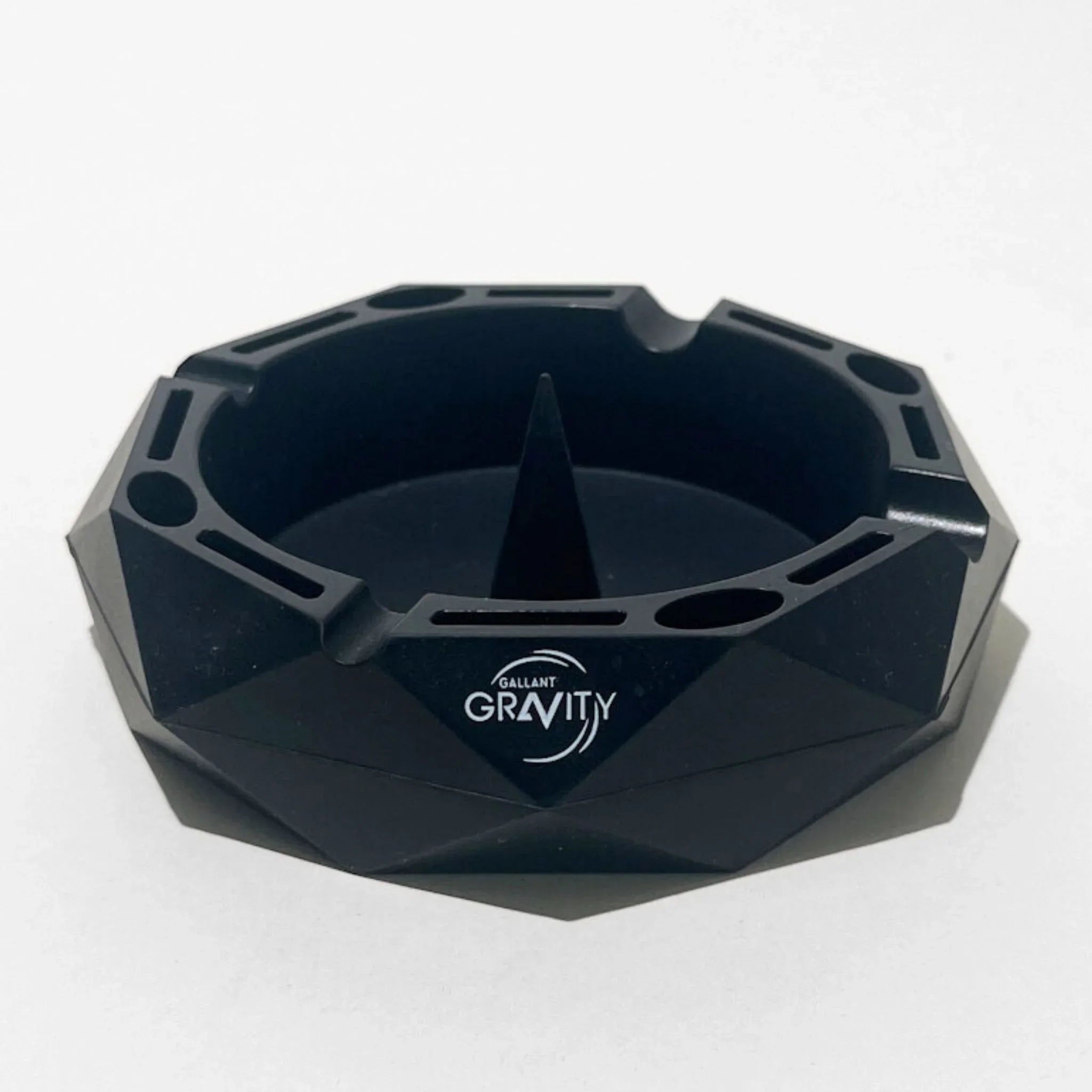 Ashtray with Cleaning Spike