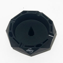 Ashtray with Cleaning Spike