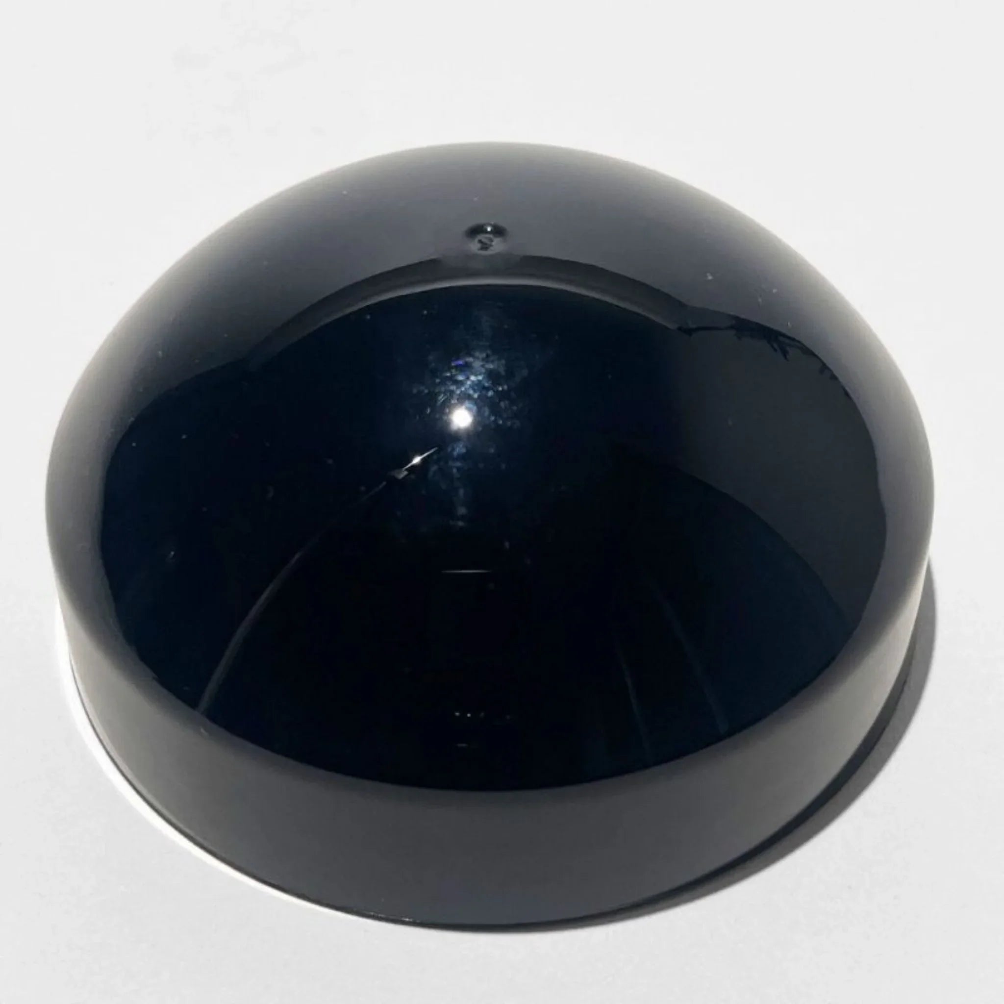 black travel gravity bong lid